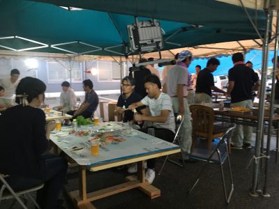 社員慰労会　駐車場でBBQ!