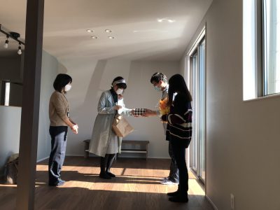 『２０代で建てる家』　お引渡し