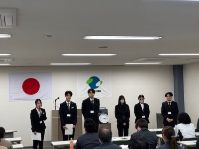 全体会議と入社式を実施しました。