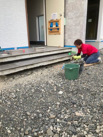 工事の進捗【H様邸　タイル工事】