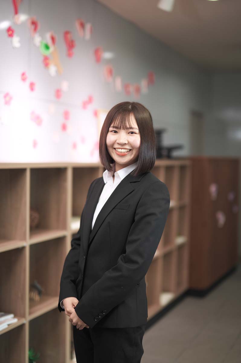 安賀　まや 写真
